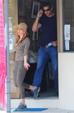 SOFIA VERGARA and Nick Loeb Out and About in Sydney