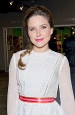SOPHIA BUSH at Chicago P.D Portrait Session in New York