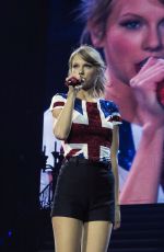 TAYLOR SWIFT Performs at Her Red Tour in O2 Arena in London