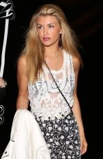 AMY WILLERTON Leaves Crossroads Restaurant in Los Angeles
