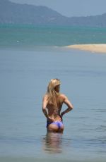 BAR REFAELI in Bikini in Thailand