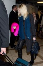 DAKOTA FANNING at LAX AIrport 0305