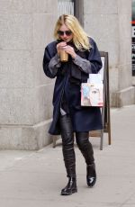 DAKOTA FANNING Out and About in New York