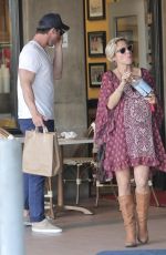 ELSA PATAKY at a Local Pizzeria in Malibu 06.03.2014