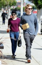 EMMA ROBERTS and Evan Peters Out for Lunch in Los Angeles