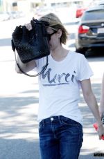 EMMA ROBERTS Hide from Paps Out in Los Angeles