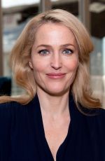 GILLIAN ANDERSON on the Set of Extra in New York