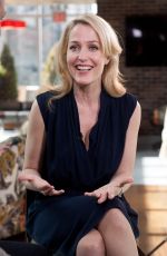 GILLIAN ANDERSON on the Set of Extra in New York
