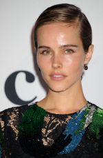 ISABELA LUCAS at Moca