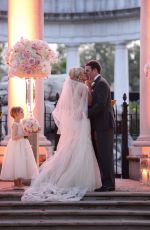 JAMIE LYNN SPEARS Gets Married at the Audobon Tea Room Garden in New Orleans