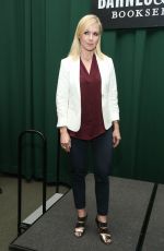 JENNIE GARTH at Book Signing at Barnes &Nnoble at Tribeca in New York