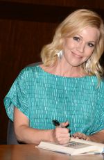 JENNIE GARTH at Book Signing at Barnes & Noble in Los Angeles