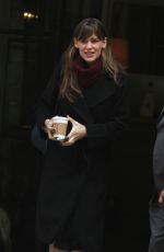 JENNIFER GARNER Leaves Her Hotel in New York