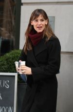 JENNIFER GARNER Leaves Her Hotel in New York