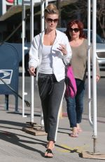 JOANNA KRUPA Out for Lunch at Lemonade in Los Angeles