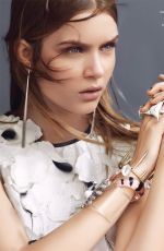 JOSEPHINE SKRIVER in L