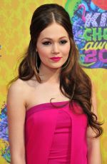 KELLI BERGLUND at 2014 Nickelodeon’s Kids’ Choice Awards in Los Angeles
