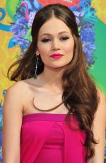 KELLI BERGLUND at 2014 Nickelodeon’s Kids’ Choice Awards in Los Angeles
