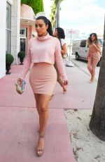 KIM KARDASHIAN Out for Lunch at the Webster