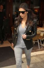KIM KARDASHIAN Out or Lunch in New York