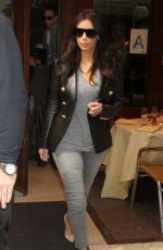 KIM KARDASHIAN Out or Lunch in New York