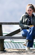 KRISTEN STEWART and JULIANNE MOORE on the Set of Still Alice