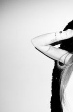 LINDSAY LOHAN - Photoshoot by Terry Richardson