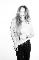 LINDSAY LOHAN - Photoshoot by Terry Richardson