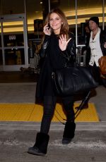 MARIA MENOUNOS All in Black at LAX Airport