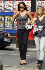 MELANIE SYKES Out and About in Primrose Hill