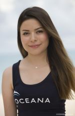 MIRANDA COSGROVE Swiming with Dolphins in Bahamas