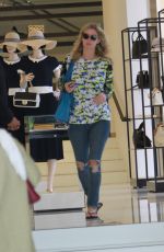 NICKY HILTON Shopping on Robertson Boulevard in Beverly Hills