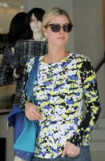 NICKY HILTON Shopping on Robertson Boulevard in Beverly Hills