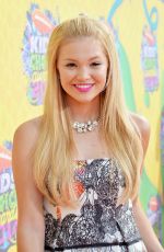 OLIVIA HOLT at 2014 Nickelodeon’s Kids’ Choice Awards in Los Angeles