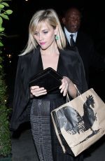 REESE WITHERSOON at Ago Restaurant in West Hollywood
