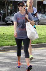REESE WITHERSOON Leaves Yoga Classes in Brentwood