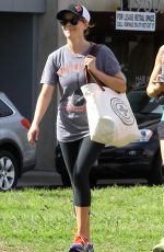 REESE WITHERSOON Leaves Yoga Classes in Brentwood
