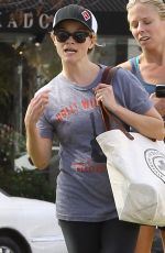 REESE WITHERSOON Leaves Yoga Classes in Brentwood
