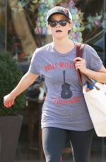 REESE WITHERSPOON Heading to Yoga Class in Brentwood