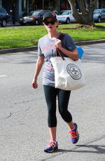 REESE WITHERSPOON Heading to Yoga Class in Brentwood
