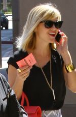 REESE WITHERSPOON Out for Lunch at Bouchon in Beverly Hills