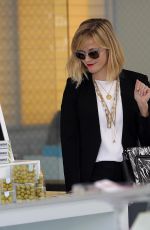 REESE WITHERSPOON Out Shopping in Beverly Hills