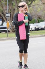 REESEWITHERSPOON Leaves a Yoga Class in Brentwood