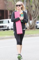 REESEWITHERSPOON Leaves a Yoga Class in Brentwood
