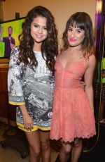 SELENA GOMEZ at 2014 Nickelodeon’s Kids’ Choice Awards in Los Angeles