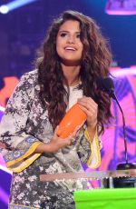 SELENA GOMEZ at 2014 Nickelodeon’s Kids’ Choice Awards in Los Angeles