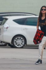 SELENA GOMEZArrives at a Dance Studio in Burbank