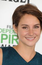 SHAILENE  WOODLEY at 2014 Film Independent Spirit Awards in Santa Monica