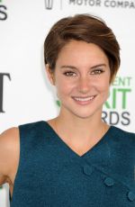 SHAILENE  WOODLEY at 2014 Film Independent Spirit Awards in Santa Monica