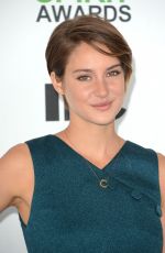 SHAILENE  WOODLEY at 2014 Film Independent Spirit Awards in Santa Monica